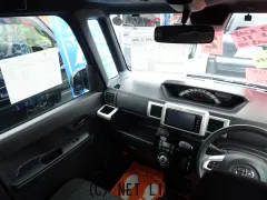 トヨタ ピクシスメガ