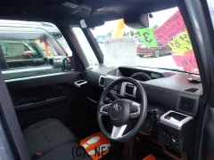 トヨタ ピクシスメガ