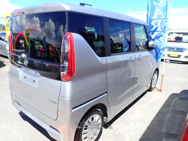 日産 ルークス