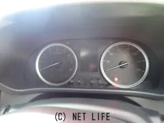 ダイハツ キャスト