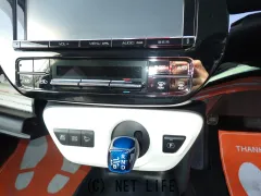トヨタ プリウス