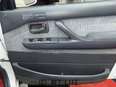 トヨタ ランドクルーザー80