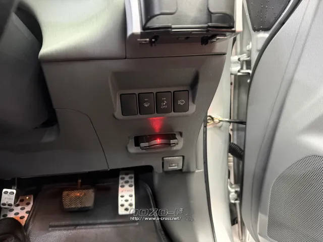 トヨタ プリウスα