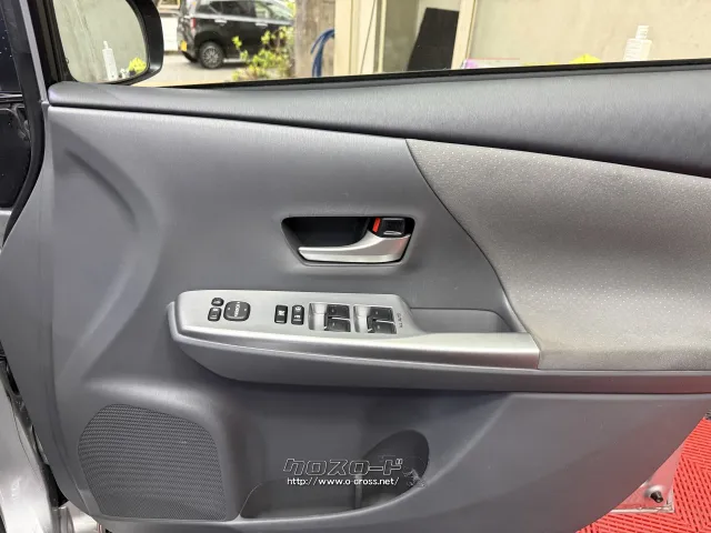 トヨタ プリウスα