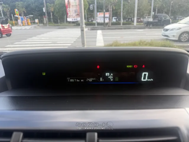 トヨタ プリウスα