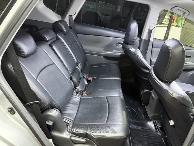 トヨタ プリウスα