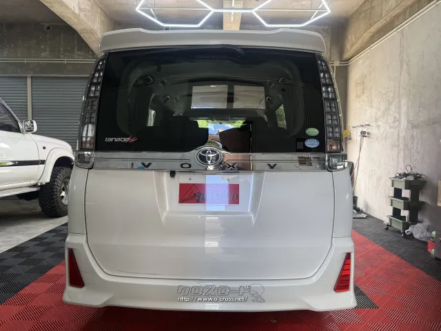 トヨタ ヴォクシー