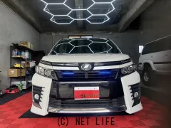 トヨタ ヴォクシー