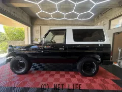 トヨタ ランドクルーザー70