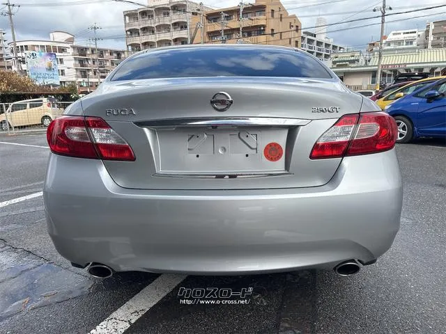 『TOTAL CAR SHOP FEEL』は、アンダーコートもお任せください。沖縄の錆からお車を守ります☆詳細は『FEEL』の元気なスタッフまで→ 日産 フーガ