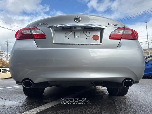 『TOTAL CAR SHOP FEEL』の在庫をご覧頂きまして誠に有難うございます!!是非ご来店して頂き、実際にご覧になって頂ければと思います。皆様のご連絡をスタッフ一同、心よりお待ちしております 日産 フーガ