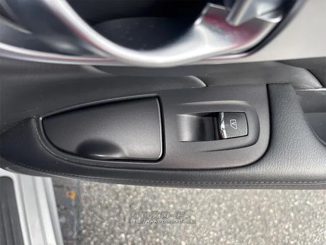 『TOTAL CAR SHOP FEEL』は、ナビ・ドライブレコーダーなどの取り付けもお任せください。お車のカスタマイズもお任せください。元気なスタッフまで→098-995-7141 日産 フーガ