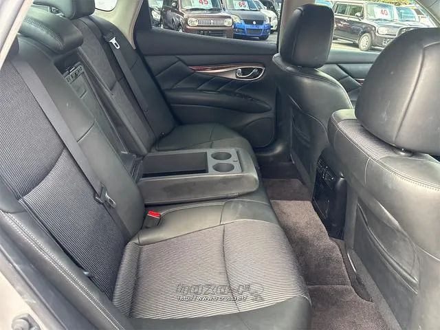 『TOTAL CAR SHOP FEEL』は車検も全力です!!整備や修理だけでもお気軽にお声掛け下さい!! ☆★☆詳細は『FEEL』の元気なスタッフまで →098-998-7141 日産 フーガ