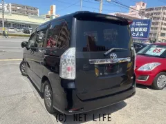 トヨタ ヴォクシー