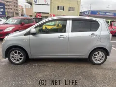 ダイハツ ミライース