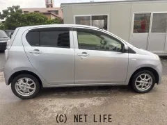 ダイハツ ミライース