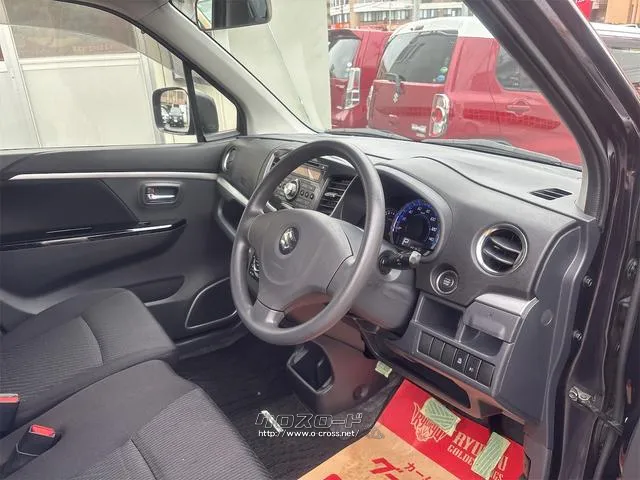 『TOTAL CAR SHOP FEEL』は、外装WAXかけ&内装クリーニングでピカピカ納車宣言!!☆★☆詳細は『FEEL』の元気なスタッフまで →098-995-7141 スズキ ワゴンR