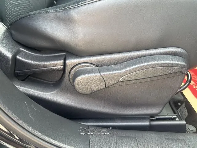 『TOTAL CAR SHOP FEEL』はナビ・オーディオも販売しております。 お気に入りの一台を見つけて下さい! ☆★☆詳細は『FEEL』の元気なスタッフまで →098-995-7141 日産 エクストレイル
