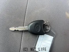 ダイハツ ミライース