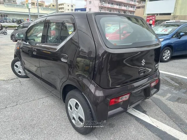 『TOTAL CAR SHOP FEEL』は、良質な買取車が続々入荷中!掲載以外にもありますので、ぜひ一度覗いてみて下さい!☆詳細は『FEEL』の元気なスタッフまで→098-995-7141☆ スズキ アルト