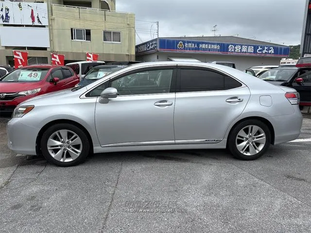 『TOTAL CAR SHOP FEEL』の在庫をご覧頂きまして誠に有難うございます!!是非ご来店して頂き、実際にご覧になって頂ければと思います。皆様のご連絡をスタッフ一同、心よりお待ちしております! レクサス HS