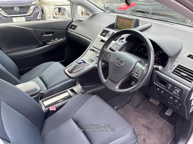 『TOTAL CAR SHOP FEEL』は、認証工場併設で整備もお任せください!!法定点検記録簿付き☆お問い合わせは『FEEL』の元気なスタッフまで!☆→098-995-7141にお電話ください♪♪ レクサス HS