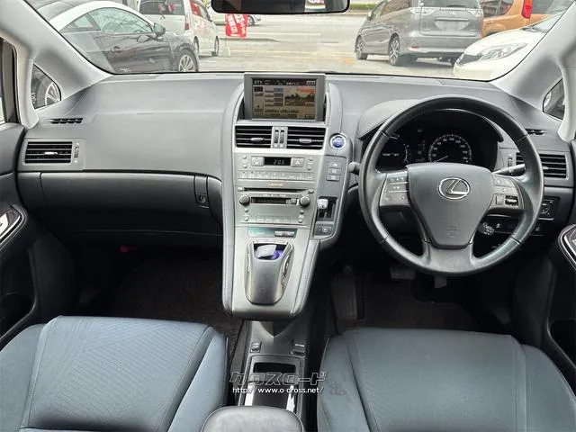 『TOTAL CAR SHOP FEEL』は、ボディーコーティングやフィルム施工等オプションも多数ご用意しております!☆★☆お問い合わせは『FEEL』の元気なスタッフまで♪→098-995-7141☆ レクサス HS