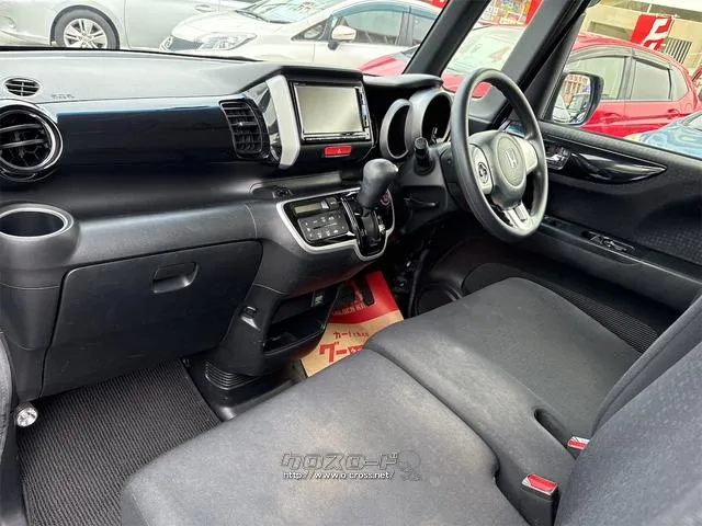 『TOTAL CAR SHOP FEEL』は、納車前にしっかり点検・整備!オイルやエレメント等も交換後、納車します!☆詳細は『FEEL』の元気なスタッフまで→098-995-7141にお電話ください♪ ホンダ N-BOX+