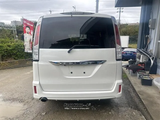 『TOTAL CAR SHOP FEEL』は、ボディーコーティングやフィルム施工等オプションも多数ご用意しております!! ☆★☆詳細は『FEEL』の元気なスタッフまで0078-6042-5806☆★☆ 日産 セレナ