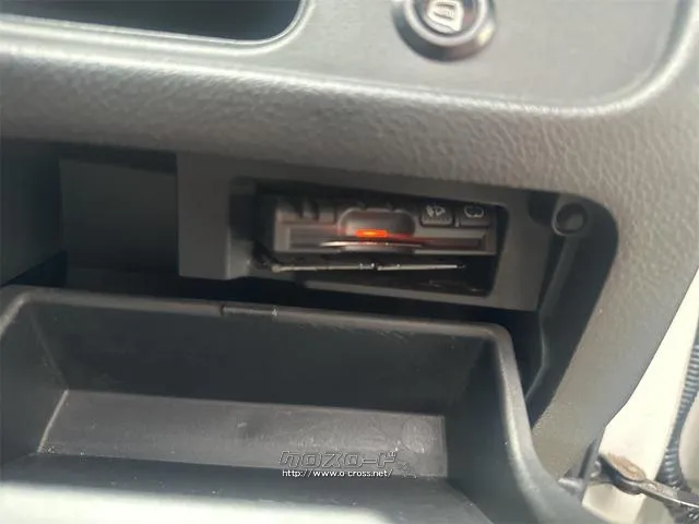 『TOTAL CAR SHOP FEEL』は、外装WAXかけ&内装クリーニングでピカピカ納車宣言!!☆★☆詳細は『FEEL』の元気なスタッフまで → 0078-6042-5806☆★☆ 日産 セレナ