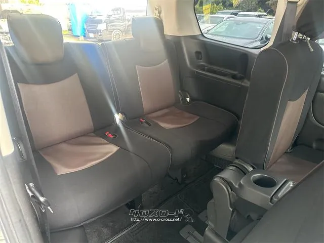 『TOTAL CAR SHOP FEEL』は買取満足度に自信あり!!出張査定も随時受付中です!! ☆★☆詳細は『FEEL』の元気なスタッフまで →0078-6042-5806☆★ 日産 セレナ
