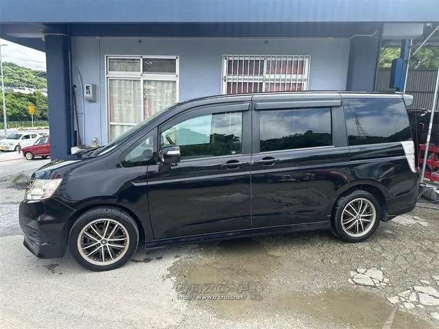 『TOTAL CAR SHOP FEEL』は、良質な買取車が続々入荷中!掲載以外にもありますので、ぜひ一度覗いてみて下さい!☆詳細は『FEEL』の元気なスタッフまで→0078-6042-5806☆ ホンダ ステップワゴン