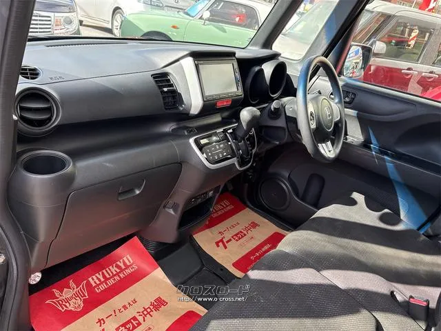 『TOTAL CAR SHOP FEEL』は車検も全力です!!整備や修理だけでもお気軽にお問い合わせください!!☆★☆詳細は『FEEL』の元気なスタッフまで→098-998-7141にお電話ください♪ ホンダ N-BOX