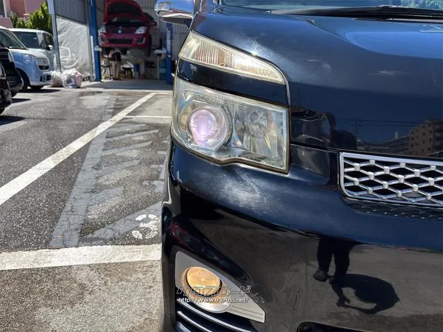 『TOTAL CAR SHOP FEEL』は、認証工場併設で整備もお任せください!!法定点検記録簿付き☆お問い合わせは『FEEL』の元気なスタッフまで!☆→098-995-7141にお電話ください♪♪ トヨタ ヴォクシー