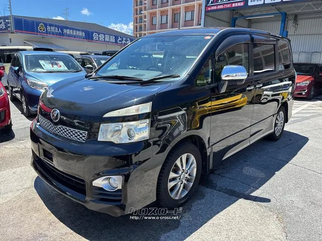 『TOTAL CAR SHOP FEEL』は、ボディーコーティングやフィルム施工等オプションも多数ご用意しております!☆★☆お問い合わせは『FEEL』の元気なスタッフまで♪→098-995-7141☆ トヨタ ヴォクシー