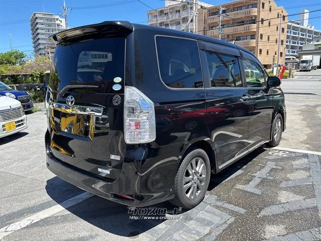 『TOTAL CAR SHOP FEEL』は、良質な買取車が続々入荷中!掲載以外にも在庫はございますので、ぜひ一度店舗にお越しください!詳細は『FEEL』の元気なスタッフまで→098-995-7141 トヨタ ヴォクシー