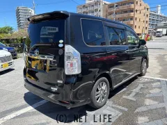 トヨタ ヴォクシー