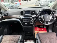 日産 エルグランド