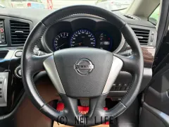 日産 エルグランド