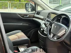日産 エルグランド