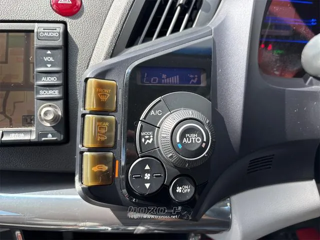 『TOTAL CAR SHOP FEEL』はナビ・オーディオも販売しております。お気に入りの一台を見つけて下さい!☆詳細は『FEEL』の元気なスタッフまで☆→098-995-7141にお電話ください♪ ホンダ CR-Z