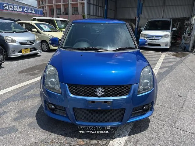 『TOTAL CAR SHOP FEEL』なら整備も板金塗装もお任せください!お客様のカーライフを充実サポート!☆★☆詳細は『FEEL』の元気なスタッフまで→098-995-7141にお電話ください♪ スズキ スイフト