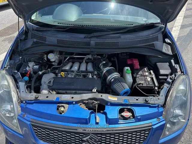 『TOTAL CAR SHOP FEEL』は、ボディーコーティングやフィルム施工等オプションも多数ご用意しております!☆★☆お問い合わせは『FEEL』の元気なスタッフまで♪→098-995-7141☆ スズキ スイフト