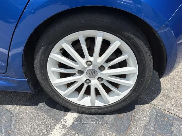 『TOTAL CAR SHOP FEEL』は、納車前にしっかり点検・整備!オイルやエレメント等も交換後、納車します!☆詳細は『FEEL』の元気なスタッフまで→098-995-7141にお電話ください♪ スズキ スイフト