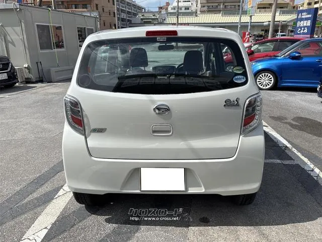 『TOTAL CAR SHOP FEEL』はナビ・オーディオも販売しております。お気に入りの一台を見つけて下さい!☆詳細は『FEEL』の元気なスタッフまで☆→098-995-7141にお電話ください♪ ダイハツ ミライース