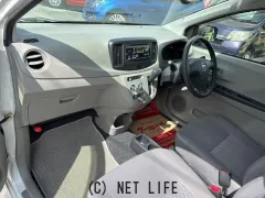 ダイハツ ミライース