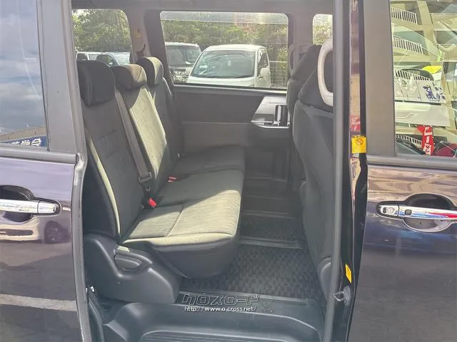 『TOTAL CAR SHOP FEEL』は買取満足度に自信あり!!出張査定も随時受付中です!! ☆★☆詳細は『FEEL』の元気なスタッフまで →0078-6042-5806にお電話ください☆★ トヨタ ヴォクシー
