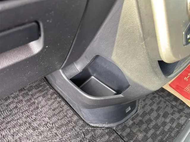 『TOTAL CAR SHOP FEEL』は、良質な買取車が続々入荷中!掲載以外にもありますので、ぜひ一度覗いてみて下さい!☆詳細は『FEEL』の元気なスタッフまで→0078-6042-5806☆ トヨタ ヴォクシー