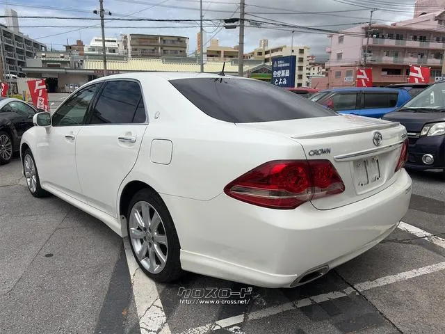 『TOTAL CAR SHOP FEEL』はナビ・オーディオも販売しております。お気に入りの一台を見つけて下さい!☆詳細は『FEEL』の元気なスタッフまで☆→098-995-7141にお電話ください♪ トヨタ クラウンアスリート