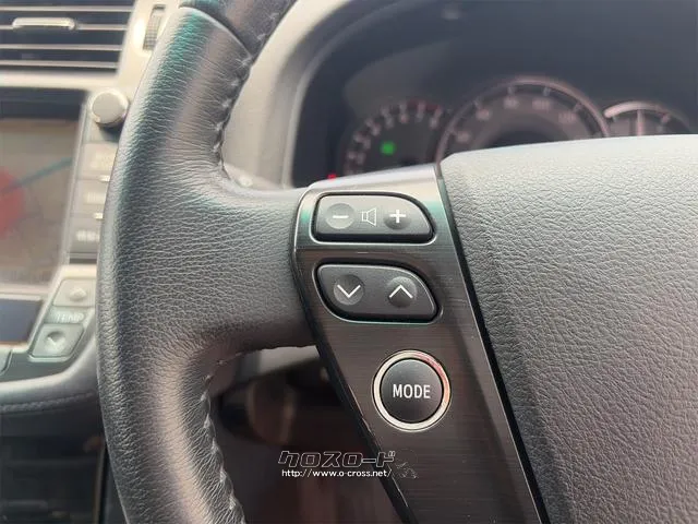 『TOTAL CAR SHOP FEEL』なら整備も板金塗装もお任せください!お客様のカーライフを充実サポート!☆★☆詳細は『FEEL』の元気なスタッフまで→098-995-7141にお電話ください♪ トヨタ クラウンアスリート